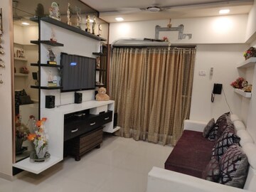 Living Room in 2 BHK Apartment at Heena Presidency, Mira Road – for Sale