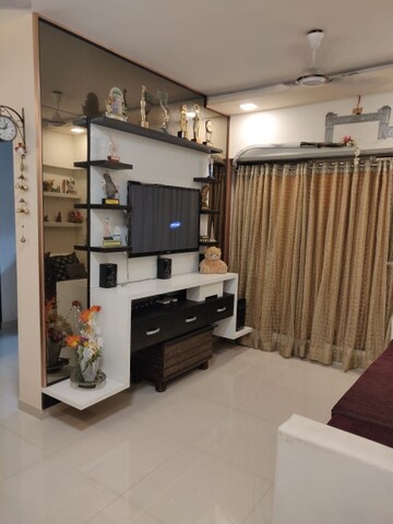Living Room in 2 BHK Apartment at Heena Presidency, Mira Road – for Sale
