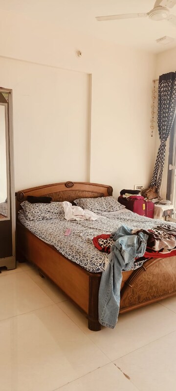 Bedroom in 2 BHK Apartment at Poddar Harmony, Chembur – for Rent