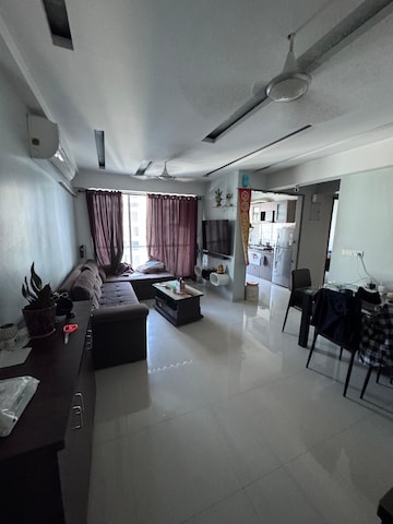 Master Bedroom in 2 BHK Apartment at SKD Pinnacolo, Mira Road – for Rent