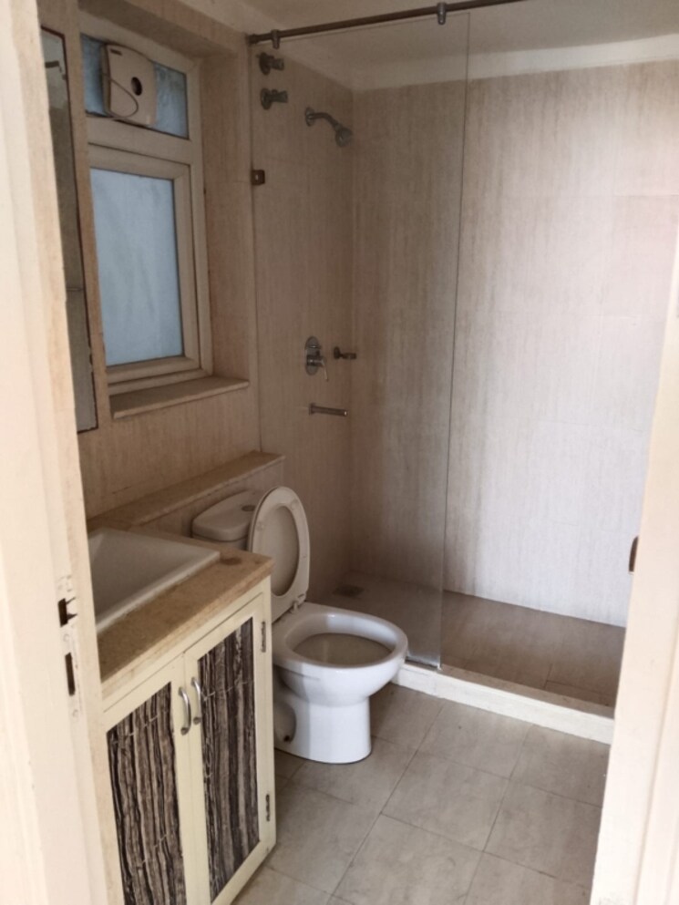 Master Bedroom, dlf-the-skycourt 3 Bedroom 1931 Sq.Ft. Apartment In Sector 86 Gurgaon 7952756