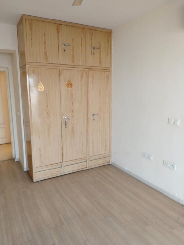 Room, dlf-the-skycourt 3 Bedroom 1931 Sq.Ft. Apartment In Sector 86 Gurgaon 7952756