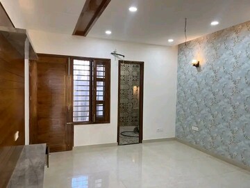 Room in 4 BHK Independent House at Sector 125 – for Sale