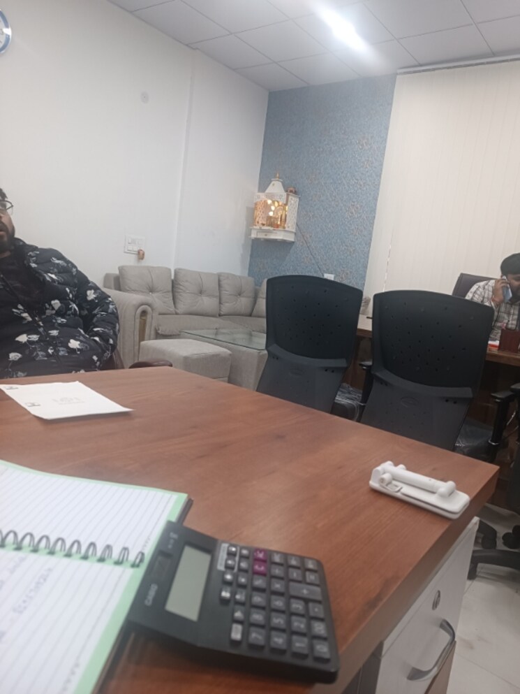 Team Area, omaxe-world-street Commercial Showroom 630 Sq.Ft. In Sector 79 Faridabad 7952760