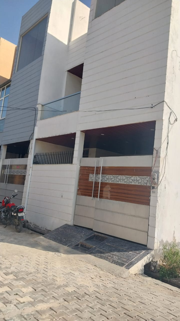 3 BHK + Pooja Room Villa For Sale in Krishna Enclave Morta