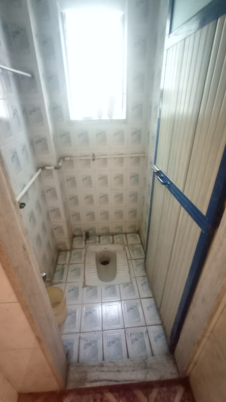 Bathroom, dombivli west Studio 360 Sq.Ft. Apartment In Dombivli West Thane 7952814