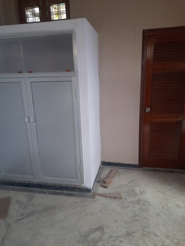 Master Bedroom in 4 BHK Builder Floor at Ansal Plaza Sector-23, Sector 23 – for Rent