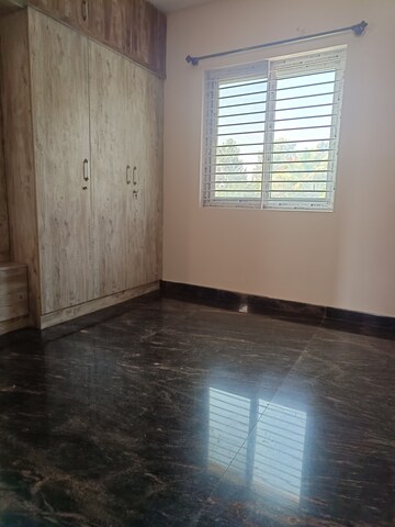 Room in 2 BHK Apartment at Jp Nagar – for Rent