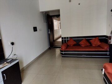 Master Bedroom in 2 BHK Apartment at Amanora Trendy Homes, Hadapsar – for Rent