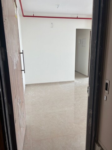 Room in 2 BHK Apartment at Dosti Eastern Bay, Wadala – for Rent