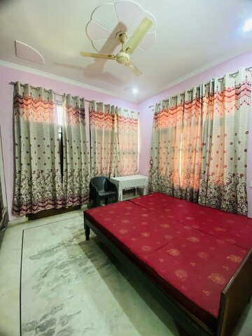 Bedroom in 2 BHK Apartment at Sector 125 – for Rent