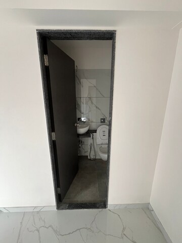  2 BHK Apartment at Shubham Trident, Chembur – for Rent