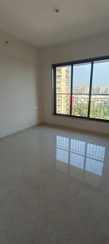 Room in 2 BHK Apartment at Deep Mandir, Chembur – for Rent