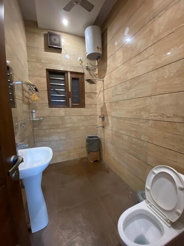 Bathroom in 3 BHK Apartment at Sector 127 – for Rent