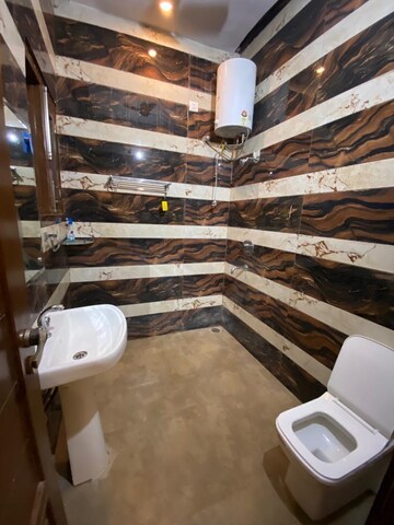Bathroom in 3 BHK Apartment at Sector 127 – for Rent