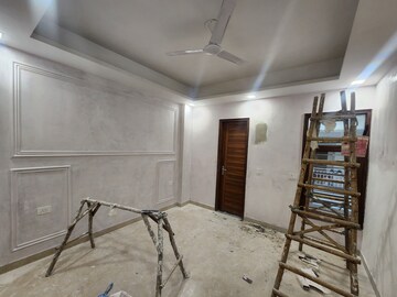 Staircase in 3 BHK Builder Floor at Amolik Residency, Sector 86 – for Sale