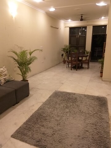 Living Room in 3 BHK Builder Floor at Huda Staff Colony, Sector 46 – for Rent