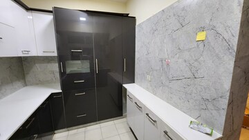Kitchen in 3.5 BHK Apartment at Orchid Petals, Sector 49 – for Rent