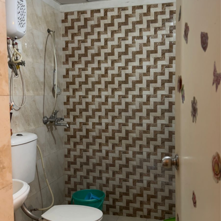 Bathroom, gaur-city-7th-avenue 2.5 Bedroom 1075 Sq.Ft. Apartment In Sector 4, Greater Noida Greater Noida 7953030