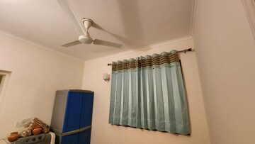 Bedroom in 3.5 BHK Apartment at Orchid Petals, Sector 49 – for Rent