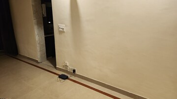 Furnished Amenities in 3.5 BHK Apartment at Orchid Petals, Sector 49 – for Rent