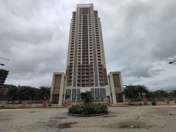 2 BHK Apartment For Sale in Indiabulls Greens, New Panvel