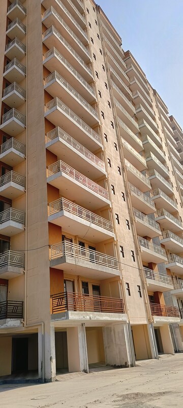 3 BHK Apartment For Sale in Adore Happy Homes Pride, Sector 75