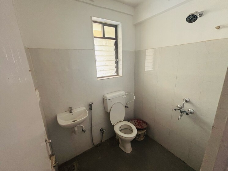 Bathroom, raymond-aashiyana 1 Bedroom 435 Sq.Ft. Apartment In J K Gram Thane 7953079