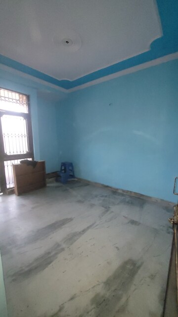 Master Bedroom in 1 BHK Builder Floor at Dilshad Colony – for Rent