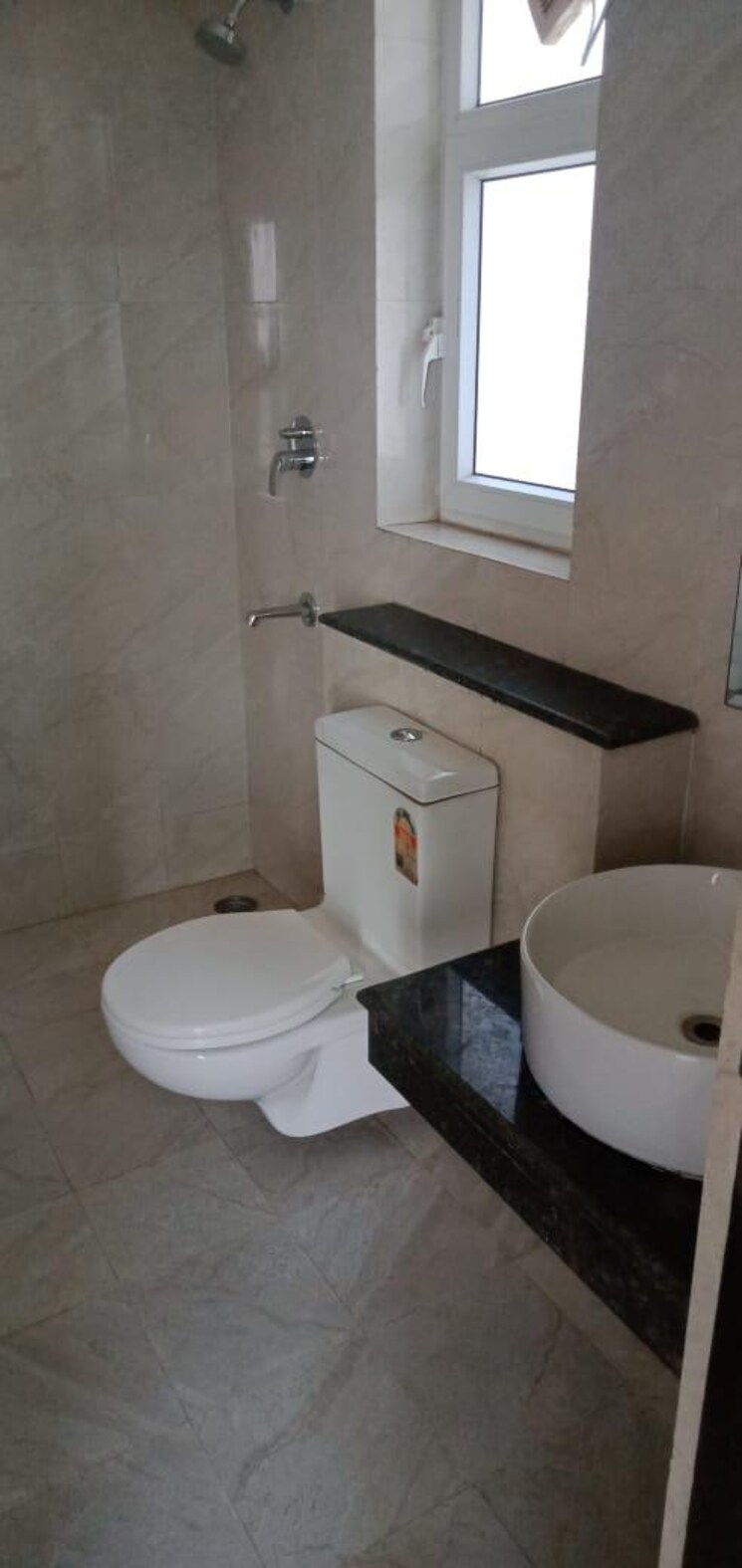 Bathroom, shapoorji-pallonji-joyville-gurgaon 2 Bedroom 915 Sq.Ft. Apartment In Sector 102 Gurgaon 7953130