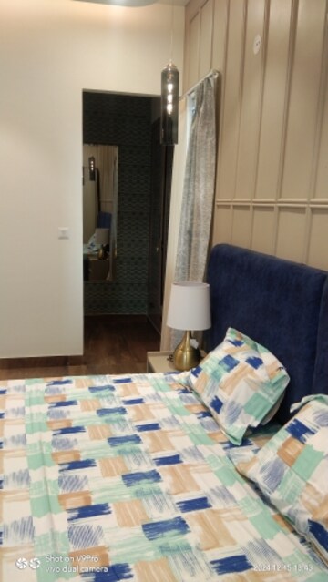 Master Bedroom in 4 BHK Apartment at Vrinda Heritage Skyward, Sector 1 Greater Noida – for Sale