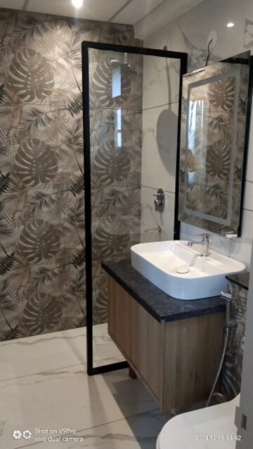Bathroom in 4 BHK Apartment at Vrinda Heritage Skyward, Sector 1 Greater Noida – for Sale