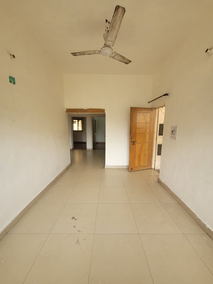 Living Room, dilshad garden 3.5 Bedroom 1200 Sq.Ft. Apartment In Dilshad Garden Delhi 7953181