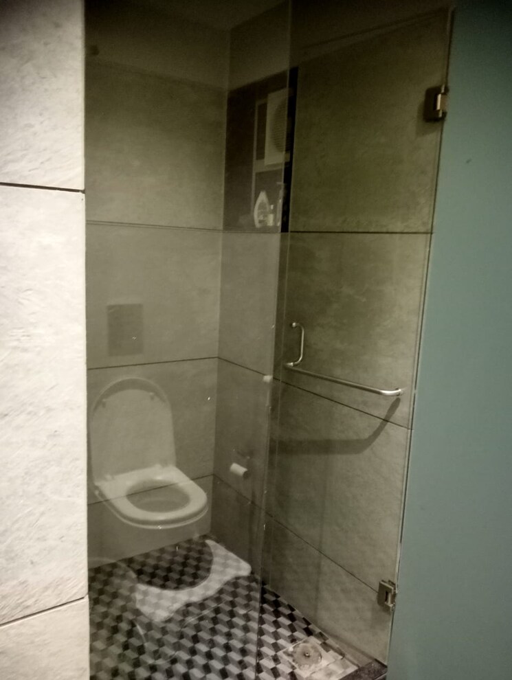 Bathroom, d-badri-vishal-chs 2 Bedroom 645 Sq.Ft. Apartment In Andheri West Mumbai 7953184