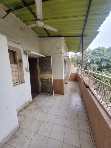 Balcony in 3.5 BHK Apartment at Dilshad Garden – for Sale