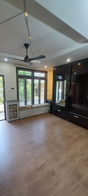 Room in 3 BHK Independent House at Doyen Rise, Serilingampally – for Rent