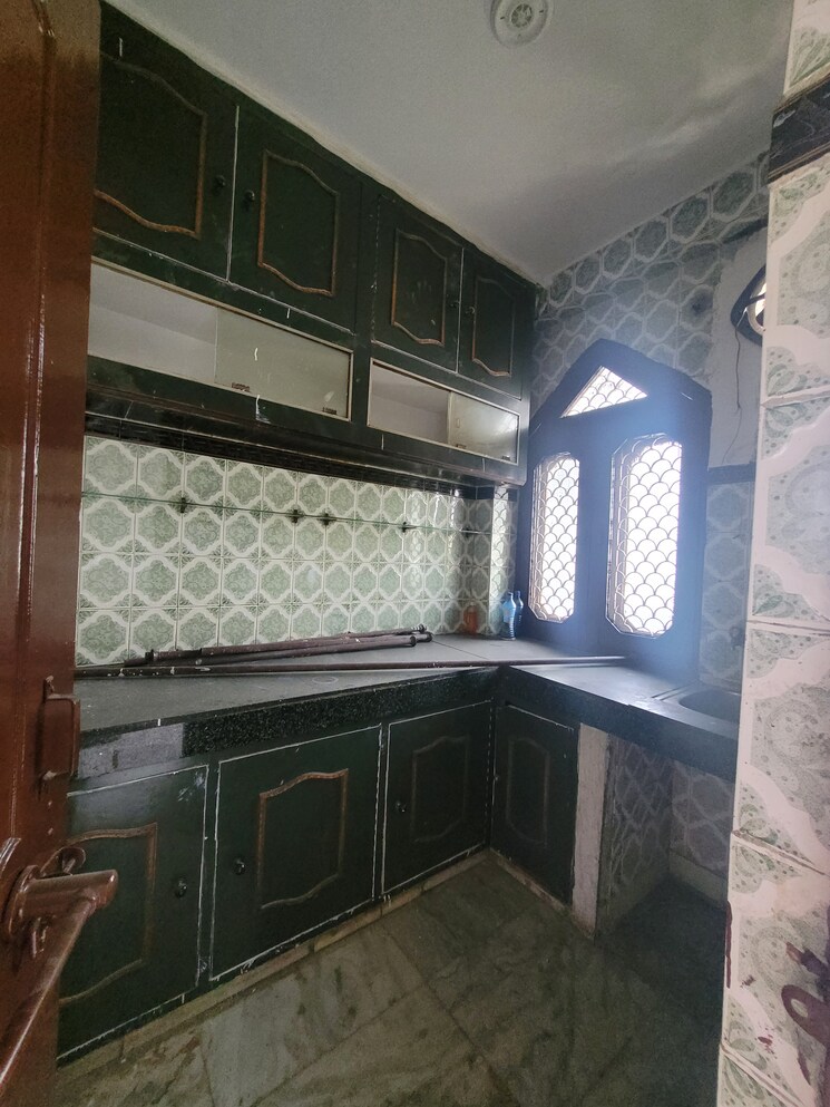 Kitchen, dilshad colony 3 Bedroom 1200 Sq.Ft. Builder Floor In Dilshad Colony Delhi 7953202