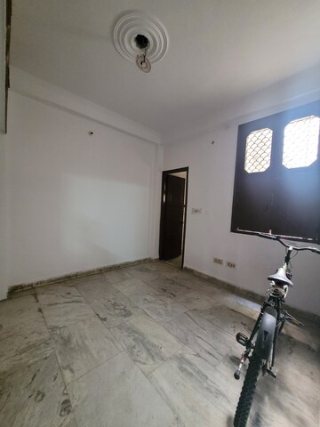 Bedroom in 3 BHK Builder Floor at Dilshad Colony – for Sale