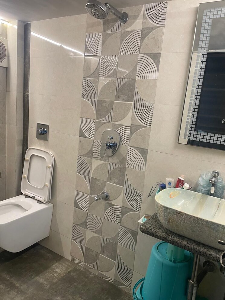 Bathroom, vini-classic 1 Bedroom 450 Sq.Ft. Apartment In Kandivali West Mumbai 7953200