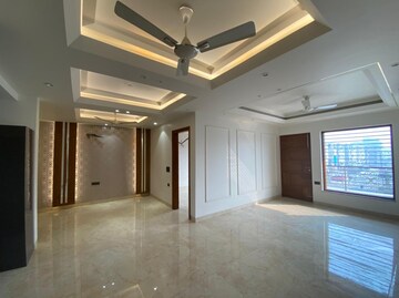 Room in 3 BHK Apartment at RPS Auria, Sector 88 – for Sale
