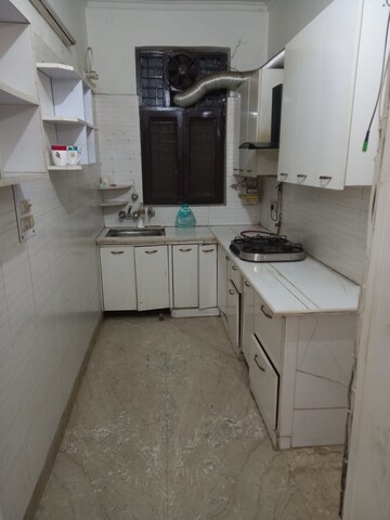 Kitchen in 2.5 BHK Builder Floor at Paschim Vihar – for Rent