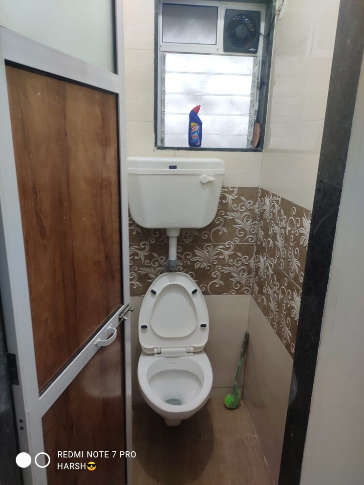 Bathroom, subham-rajkamal-pride 1 Bedroom 425 Sq.Ft. Apartment In Nagpada Mumbai 7953281