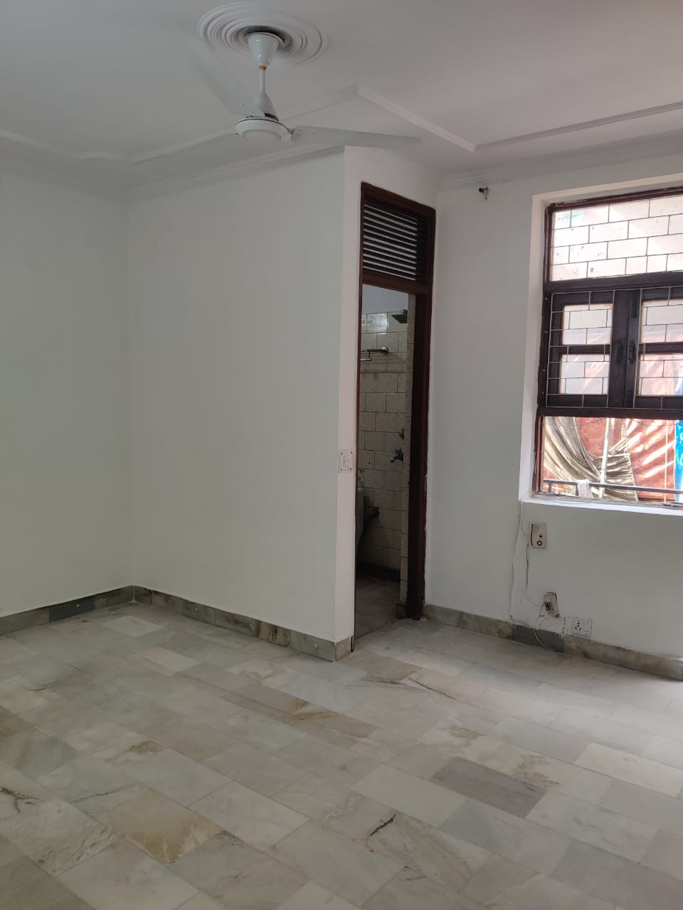 2 BHK Builder Floor For Sale in Lajpat Nagar