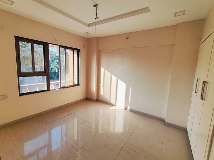 Room, ashok-nagar-complex-ashok-nagar 1 Bedroom 450 Sq.Ft. Apartment In Ashok Nagar Thane 7953302