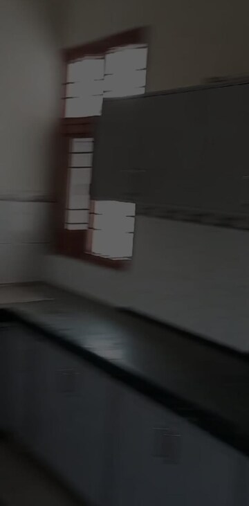 Room in 3 BHK Builder Floor at Sector 15 – for Rent