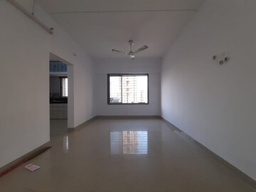 Room in 1 BHK Apartment at Goregaon West – for Rent