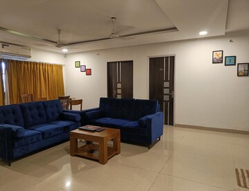 Room in  Pg at Manali Building, Malad West – for Rent