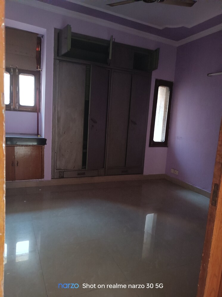 Room, ip extension 3 Bedroom 1250 Sq.Ft. Apartment In Ip Extension Delhi 7953470