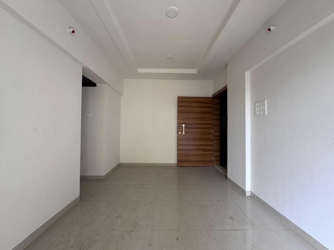 2 BHK Apartment For Sale in Agarwal And Doshi Complex