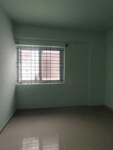 Room in 3 BHK Apartment at NVR Sunpearl Block B, Kadugodi – for Rent